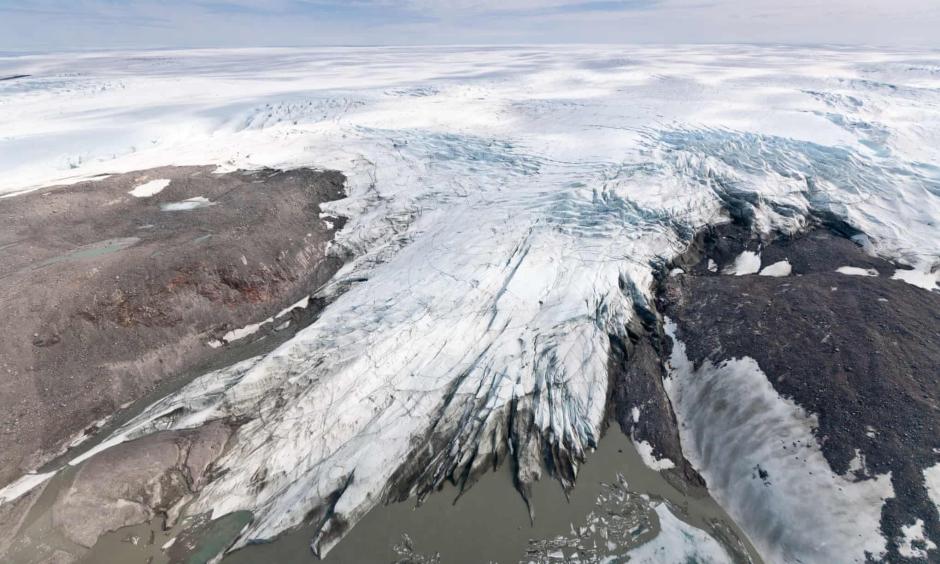 polar ice caps melting six times faster than in 1990s