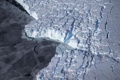 Спутниковый снимок Антарктиды