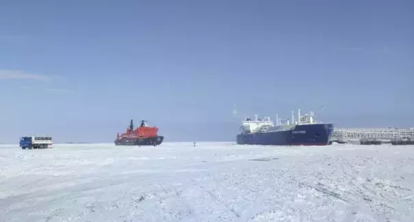 The Christophe de Margerie (R), an ice-class tanker fitted out to transport liquefied natural gas, is docked in Arctic port of Sabetta, Yamalo-Nenets district, Russia March 30, 2017. Photo: Olesya Astakhova, Reuters